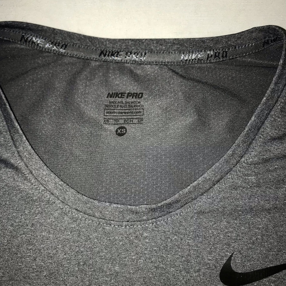 Nike Pro Women's Gray Long Sleeve Top - Picture 2 of 5